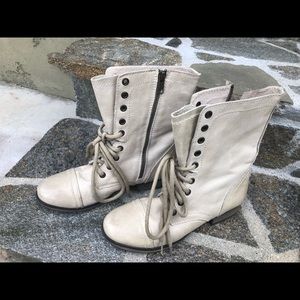 Steve Madden “Troopa” Boots; Size 7